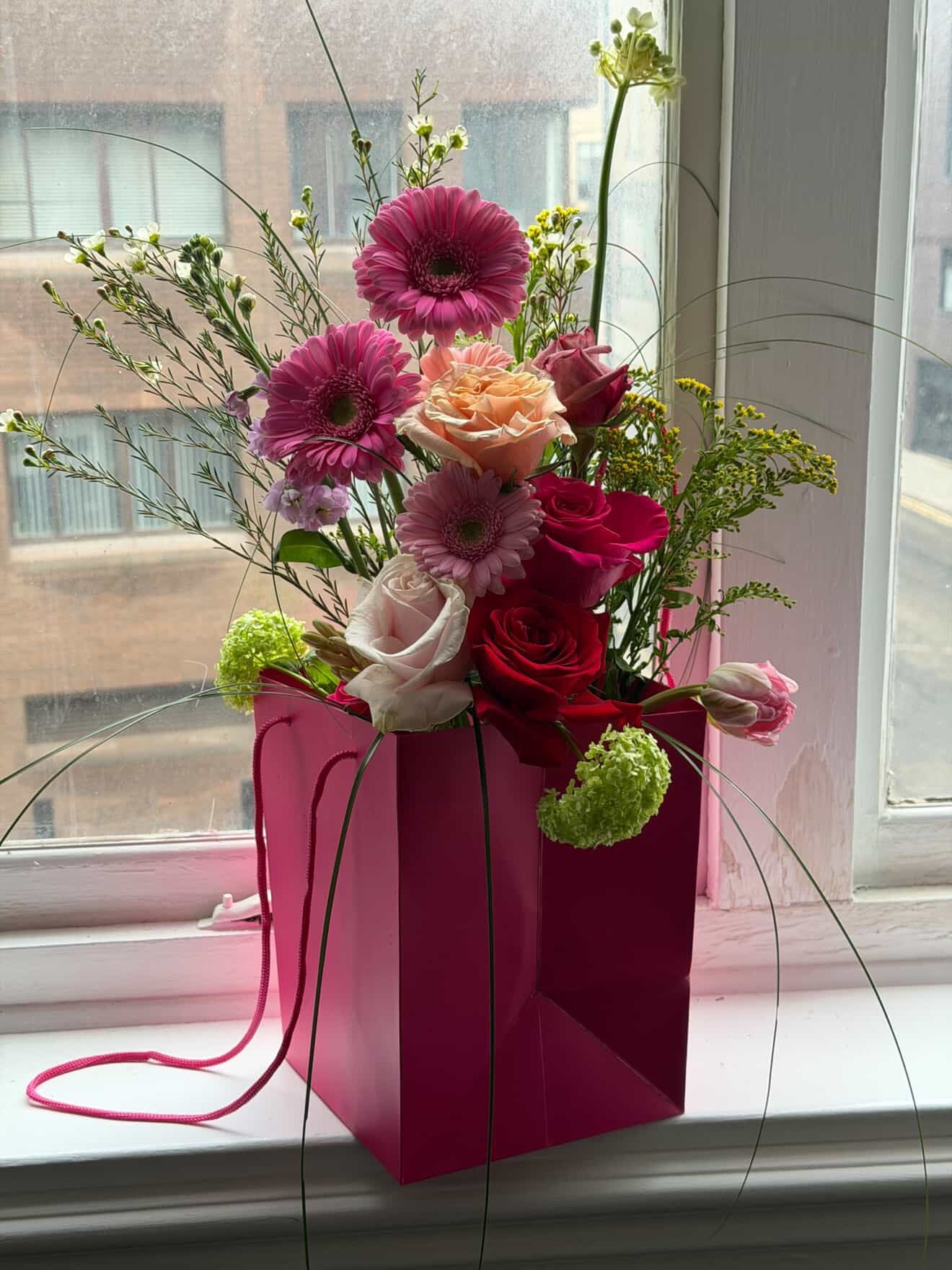 Mother's Day Vase Arrangement Workshop Ticket | 14th March @ Sunday Girl Studio - Sunday Girl