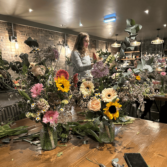 Vase Arrangement Workshop Ticket | 13th July @ Full Circle Brew Co - Sunday Girl